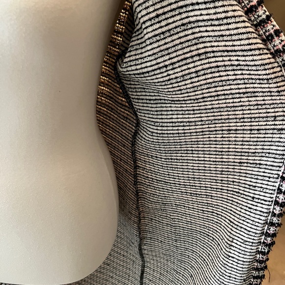 Zara long button jacket/sweater. Pink, black and white colors - Picture 6 of 8